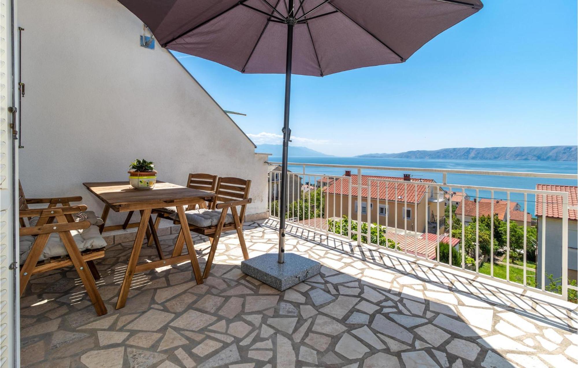 Lovely Apartment In Novi Vinodolski With Wifi Экстерьер фото