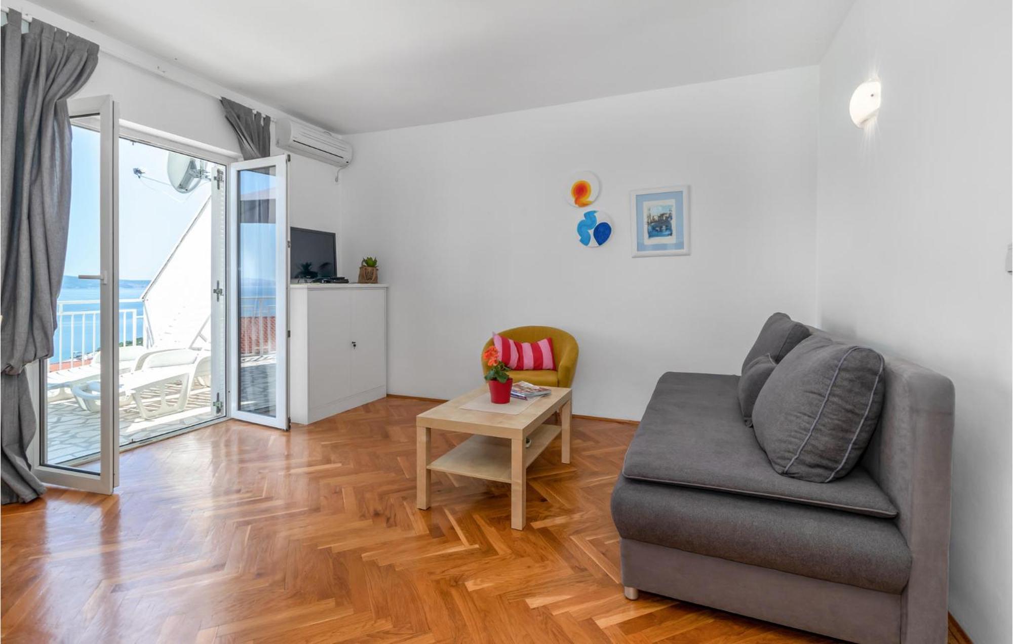 Lovely Apartment In Novi Vinodolski With Wifi Экстерьер фото