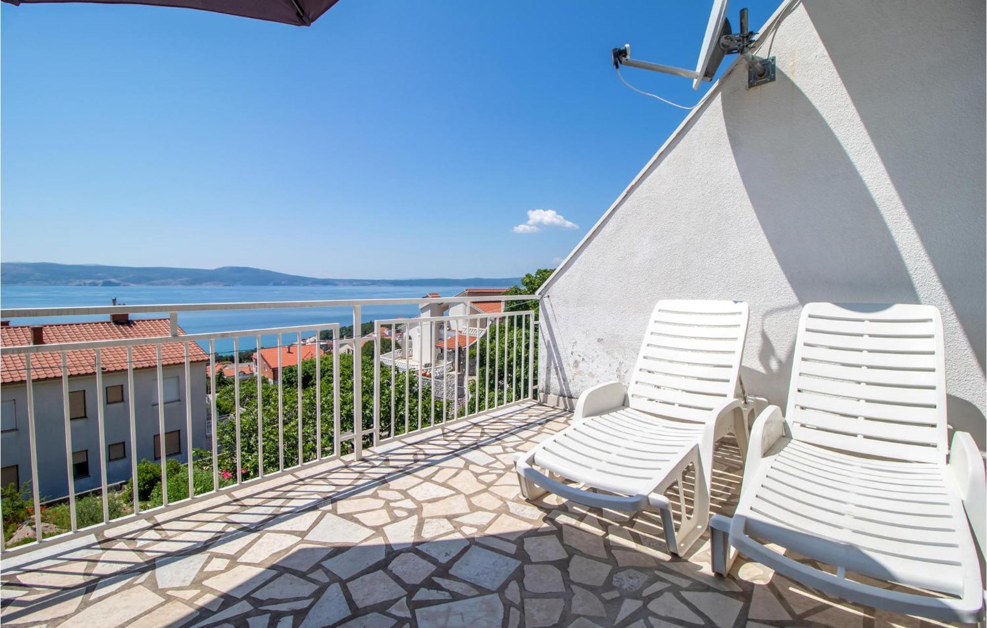Lovely Apartment In Novi Vinodolski With Wifi Экстерьер фото